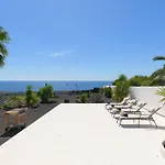 Casa Atlantico -puerto Calero Lanzarote. Piscina * Yaiza