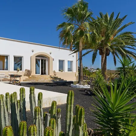 וילה Casa Atlantico -puerto Calero Lanzarote. Piscina *