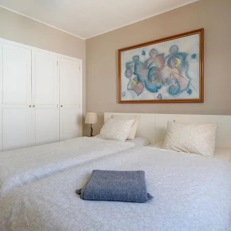 Villa Casa Atlantico -puerto Calero Lanzarote. Piscina *