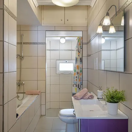 Casa Atlantico -puerto Calero Lanzarote. Piscina וילה יאיזה