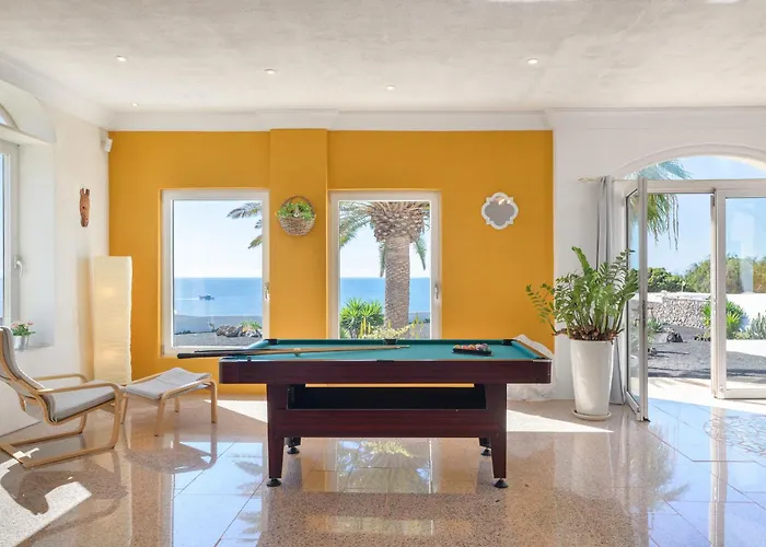 Villa Casa Atlantico -puerto Calero Lanzarote. Piscina Yaiza (Lanzarote)