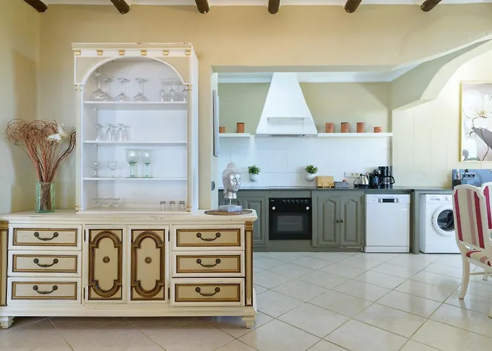 Casa Atlantico -puerto Calero Lanzarote. Piscina וילה