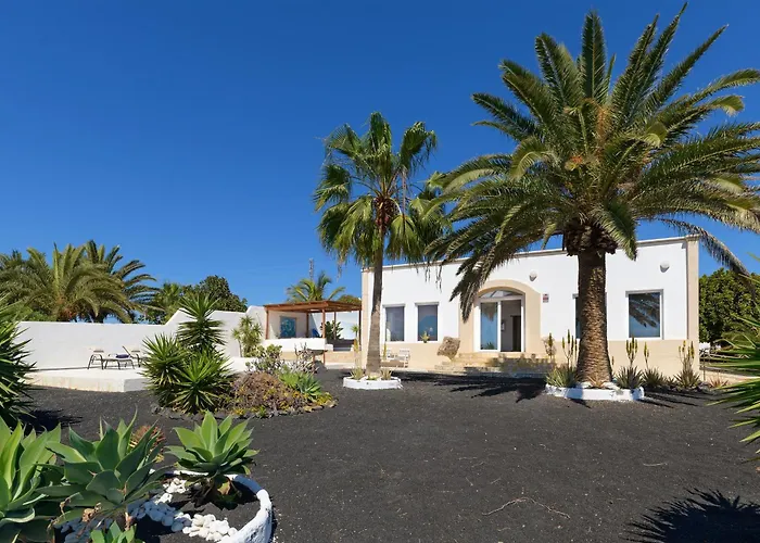 Casa Atlantico -puerto Calero Lanzarote. Piscina Yaiza (Lanzarote)
