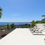 Villa Casa Atlantico -puerto Calero Lanzarote. Piscina *